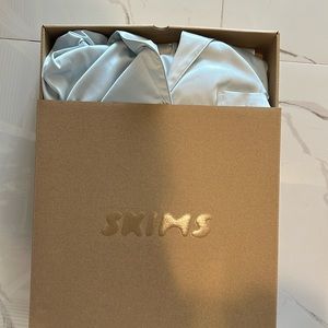 Skims hotel shine long sleeve button up sleep set frost
